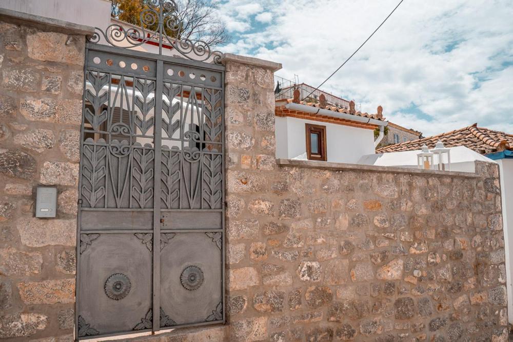 Little Yard - Hydra Dream Houses Luaran gambar